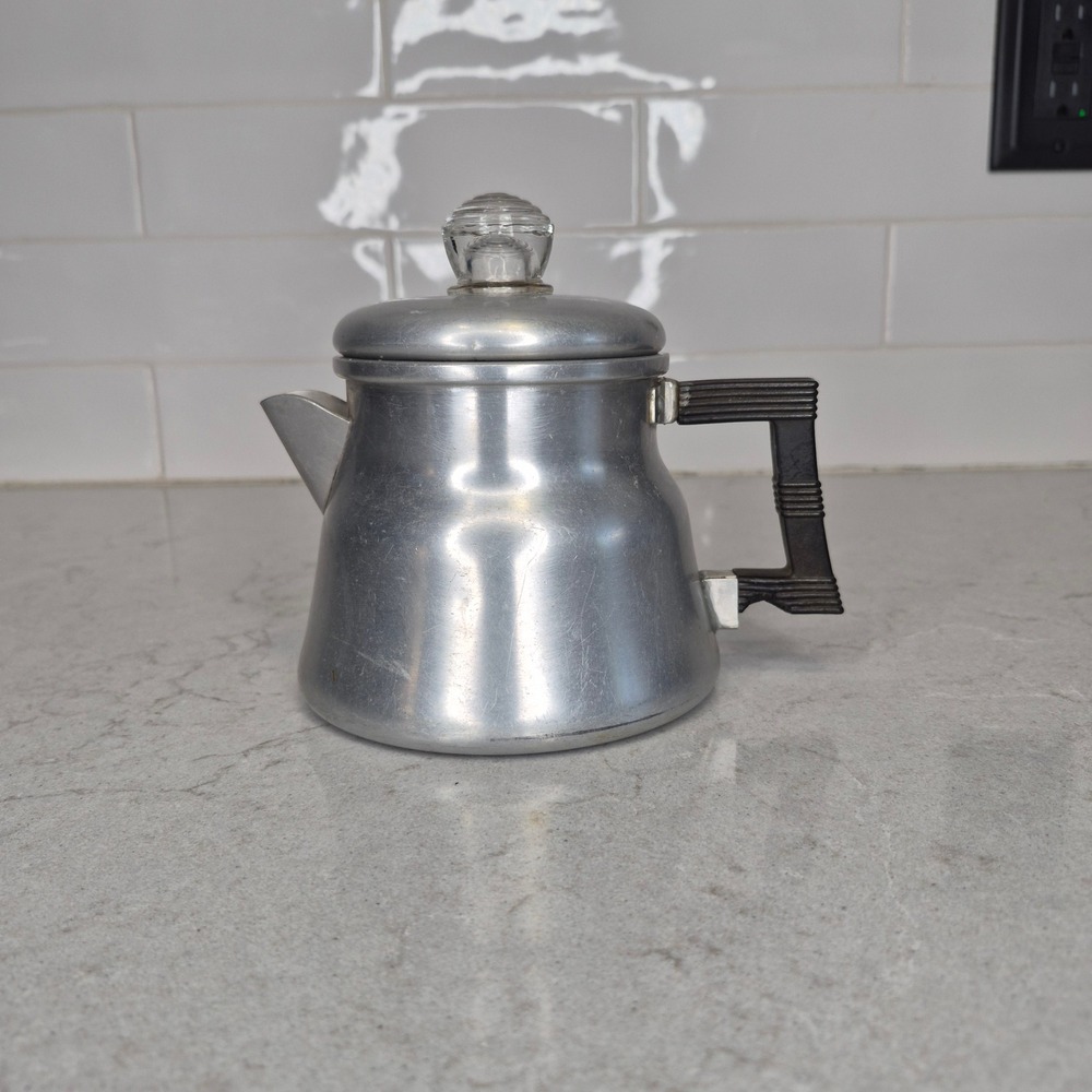 Wear-Ever X-3002 Coffee Percolator Vintage Aluminum Bakelite Handle‎ Silver